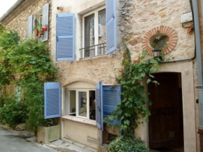 Отель Heart Of Valbonne  Вальбонн